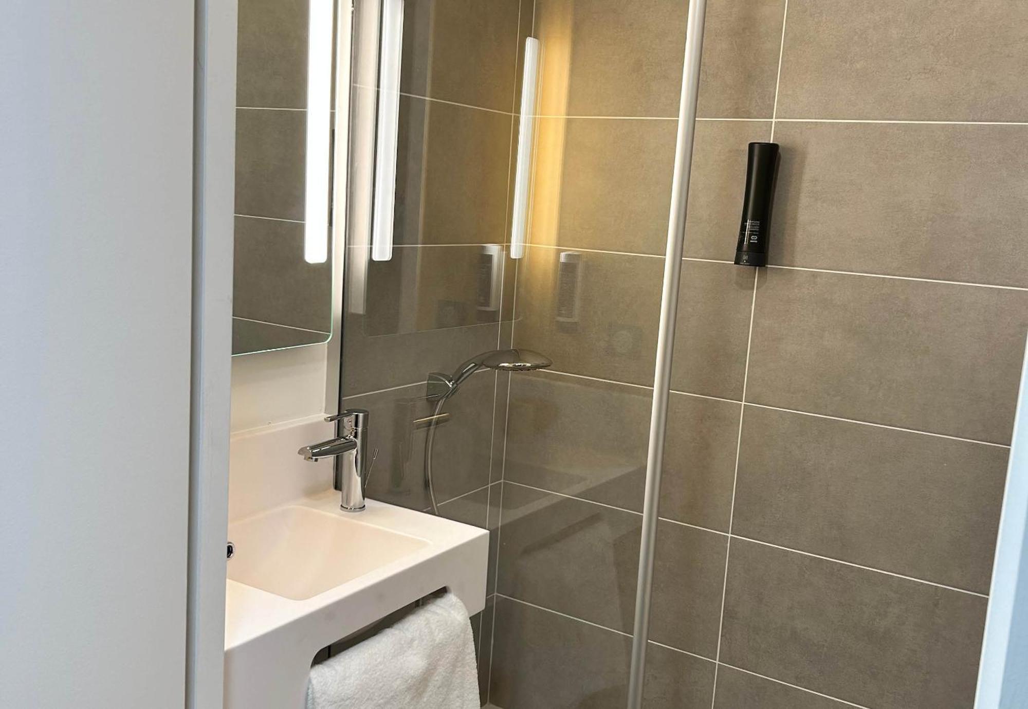 B&B Hotel Cergy Saint-Christophe Gare Exteriér fotografie